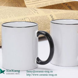 Black handle Glazed Ceramic Mugs