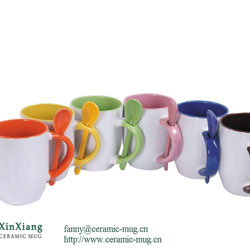 Color Glazed Ceramic Mugs with Spoon