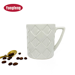 Chinese Manufacturer White Fashionable 3D Ceramic Embossed Mug 