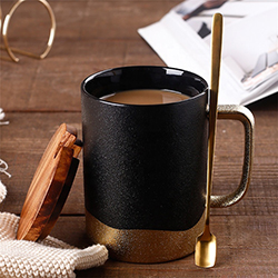 Creative rough matte black glazed gold plated ceramic coffee mug with lid and spoon