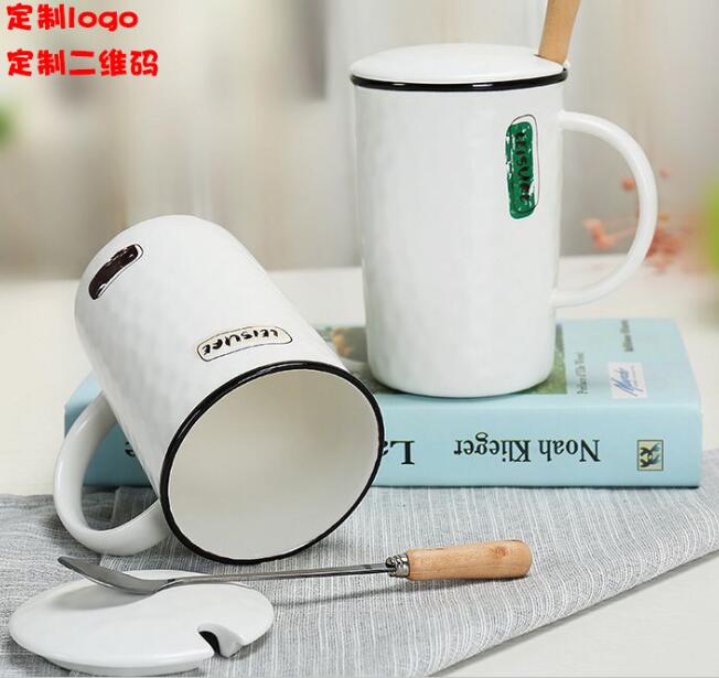 Ceramic imitation enamel coffee cup with lid and spoon