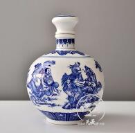 Supply  Jingdezhen blue and white porcelain wine bottle