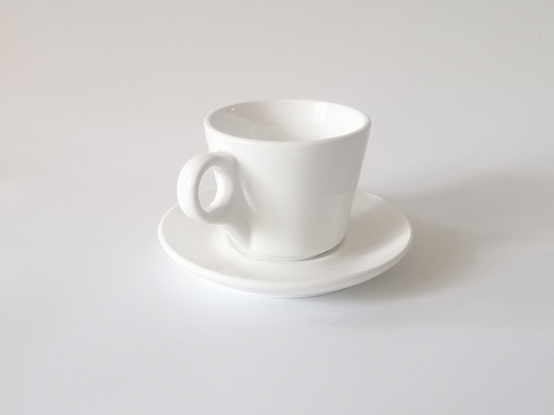Starbucks coffee mug is too hot? These European coffee mugs are called classics